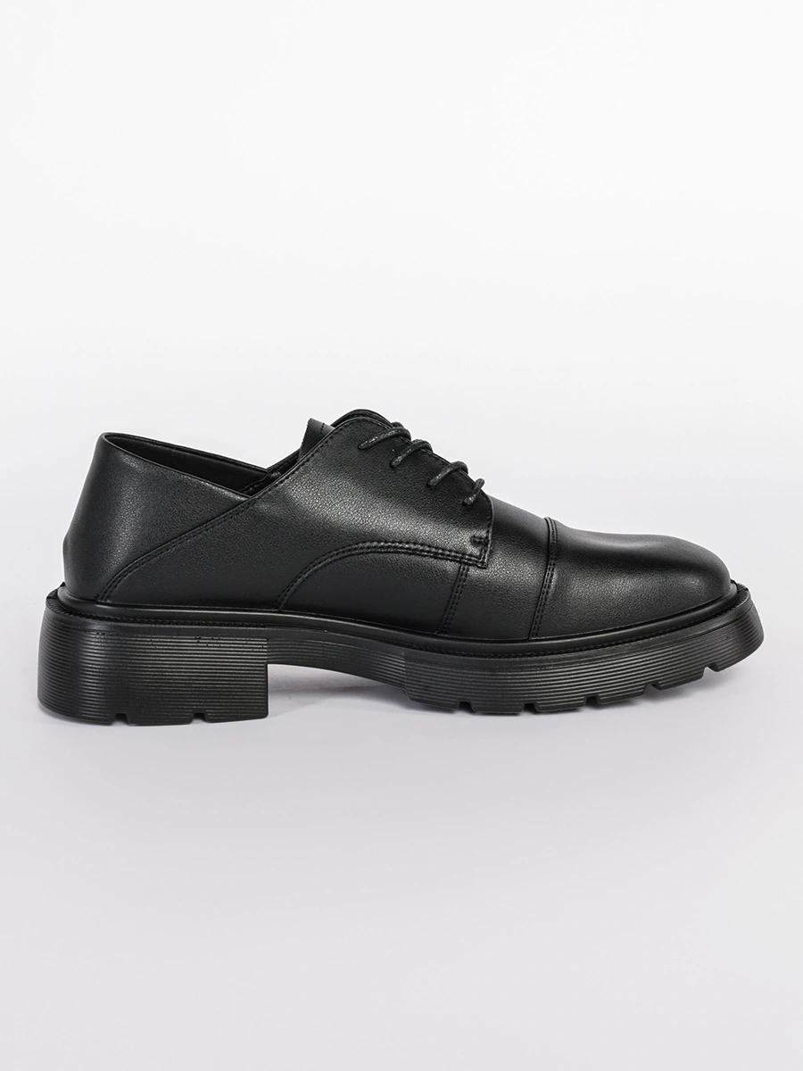 Туфли-дерби черного цвета с отрезным носком